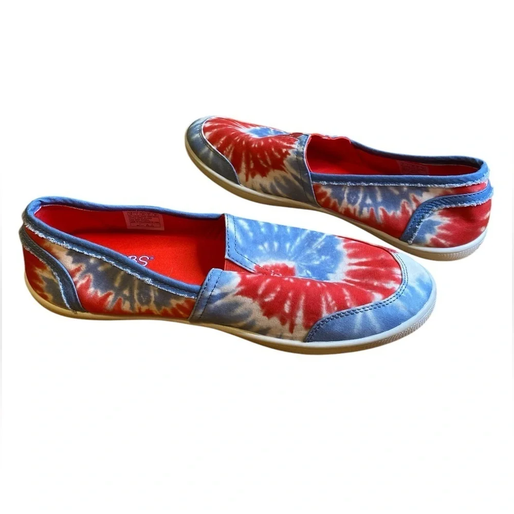 Bobs by sketchers B Cute Charmed Flower Alpargata Red White Blue Women’s Size 10
